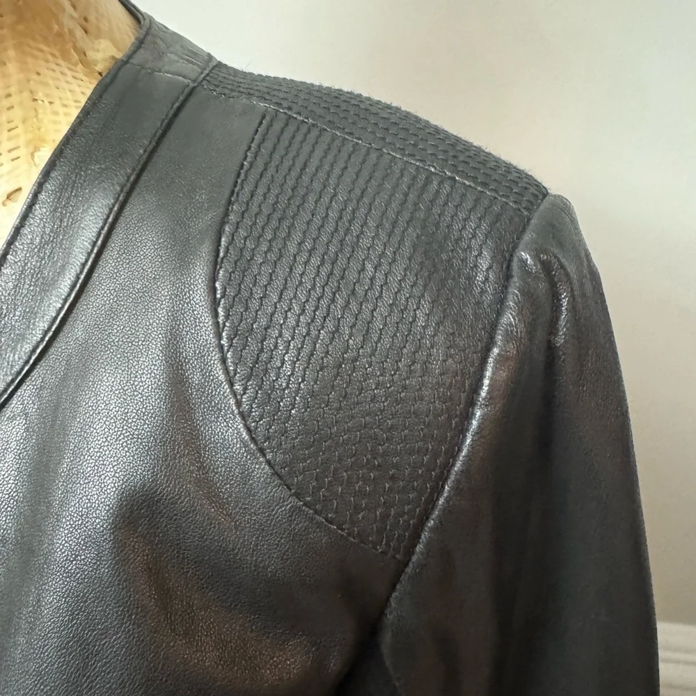 Badgley Mischka‎ leather jacket L